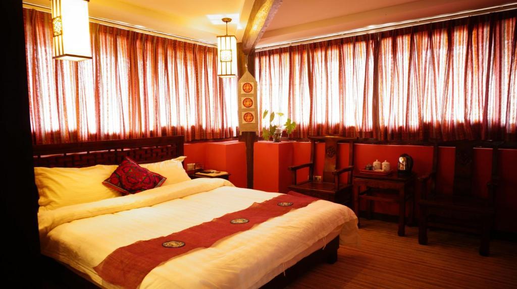 Lijiang Wangjia Courtyard Inn Phòng bức ảnh